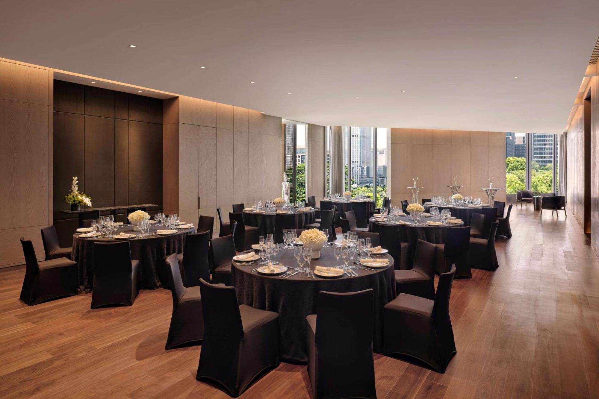 Conrad Shenzhen, The First Art Museum Hotel In Greater Bay Area With The Stunning Bay And Sunset View In The Hotel Terrace Экстерьер фото