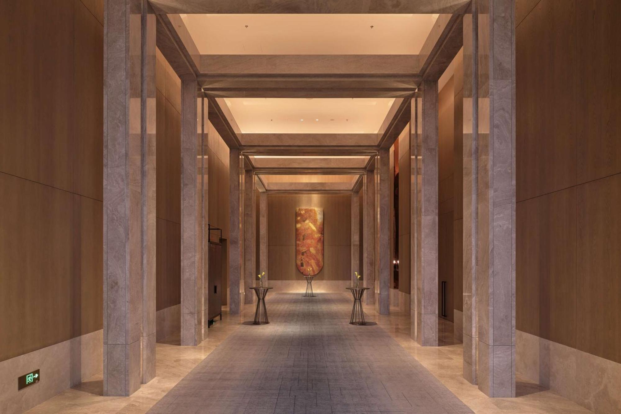 Conrad Shenzhen, The First Art Museum Hotel In Greater Bay Area With The Stunning Bay And Sunset View In The Hotel Terrace Экстерьер фото